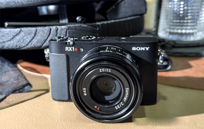 Sony RX1R III photo