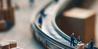 Introduction to Photography: Why are the photos always blurry? Is it due to incorrect focusing or camera shake?