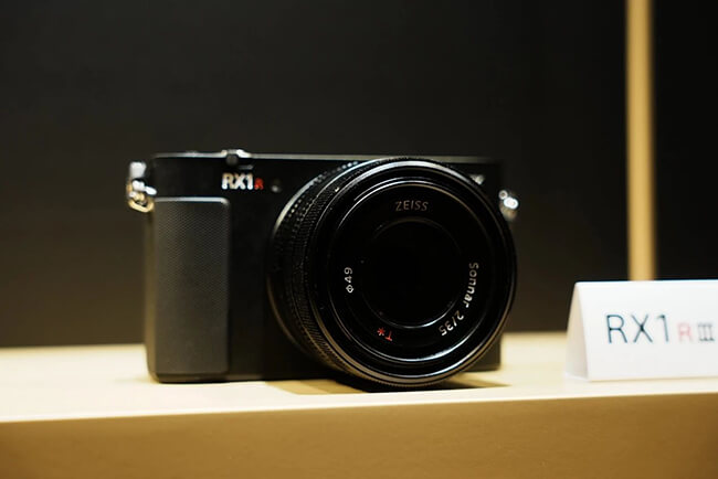 Introduction to the Sony RX1R III  