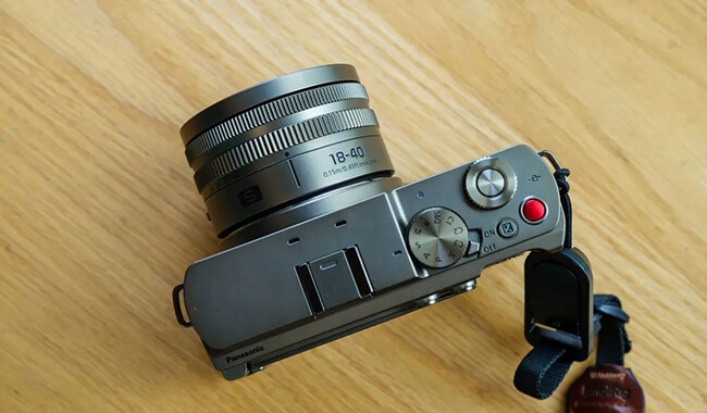 Comparison Between Panasonic LUMIX S9 and Sony A7C2