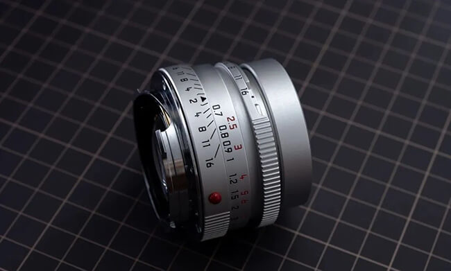 Minolta 100mm f2.8 macro