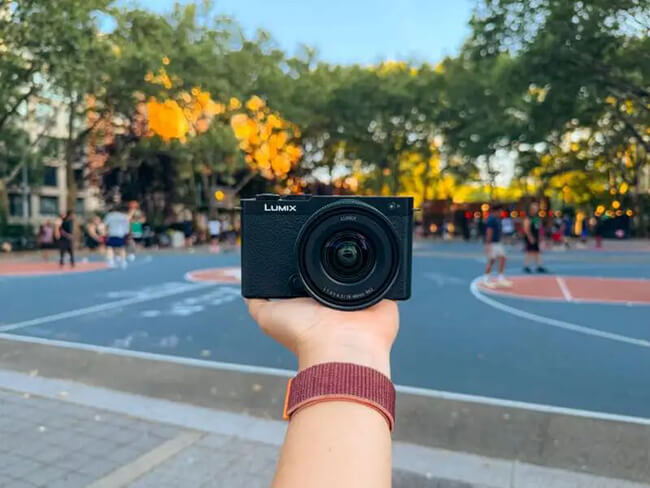 Panasonic LUMIX S9 with 18-40mm Lens