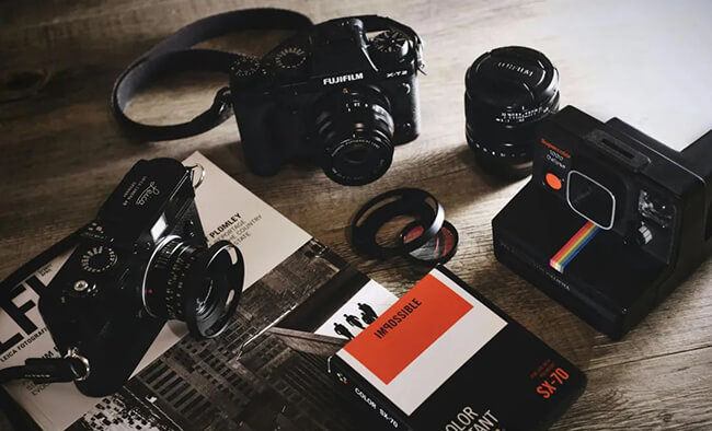 Choosing Between Medium Format and Full-Frame Cameras  