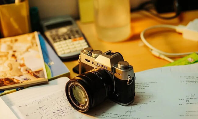 Choosing Between Medium Format and Full-Frame Cameras  
